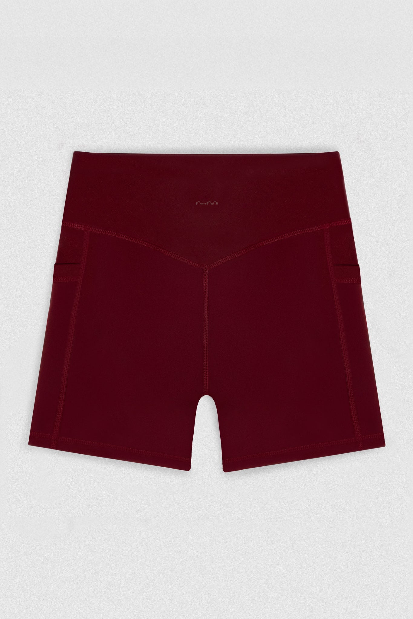 shorts red