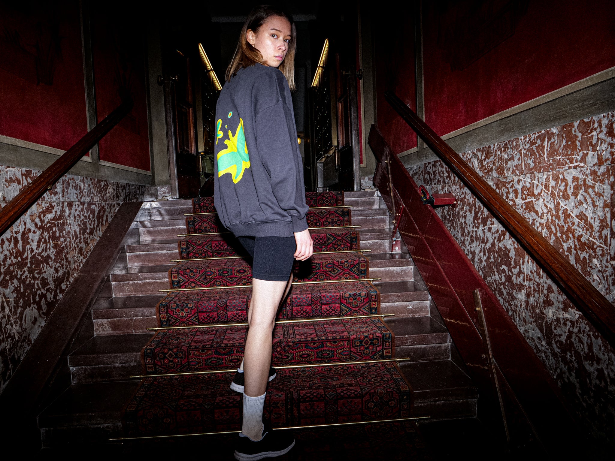 BUTTERFLY POST WORKOUT SWEATSHIRT